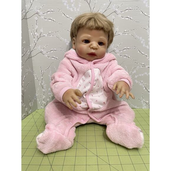 Artist Collectable Baby Doll Reborn Anatomically Correct Girl Doll - Picture 2 of 9